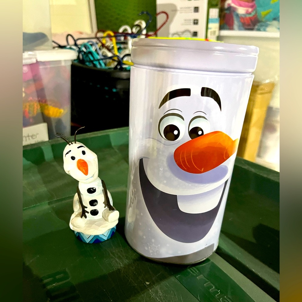 OLAF COIN BANK + DECOR